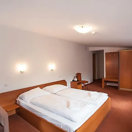 Agnieszki Bed & Breakfast 3*